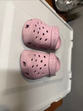 CROCS Kids Light Pink Classic Clogs